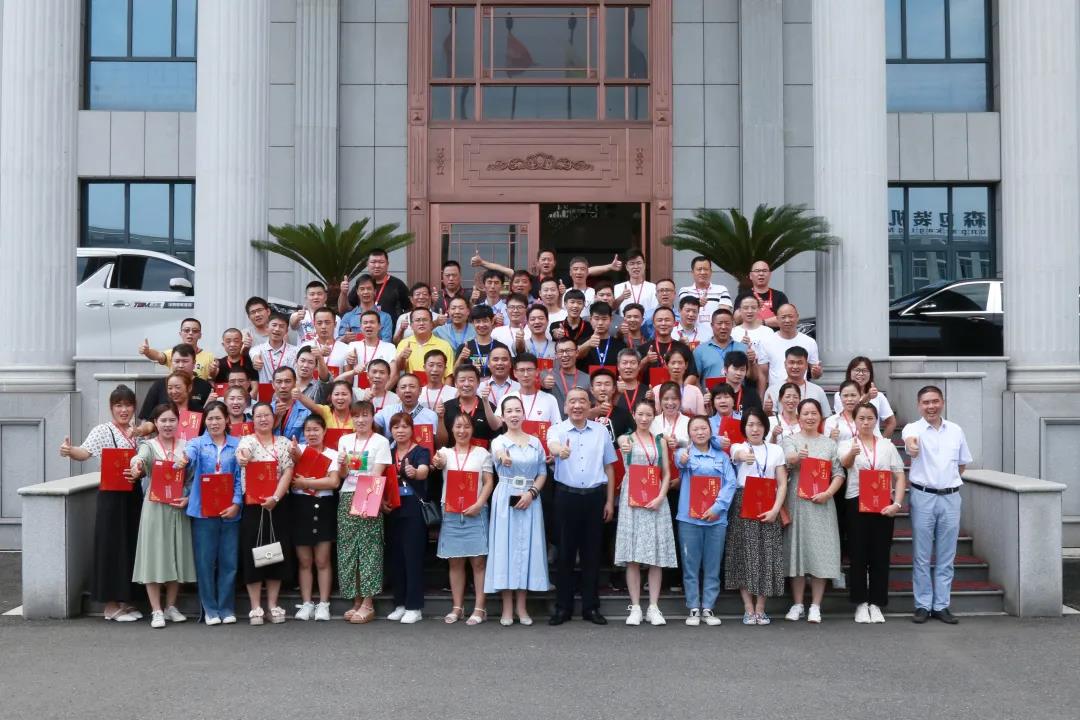 江蘇湯姆教育培訓(xùn)學(xué)校 | 2021江蘇湯姆集團包裝生產(chǎn)管理與維修培訓(xùn)班圓滿結(jié)束！
