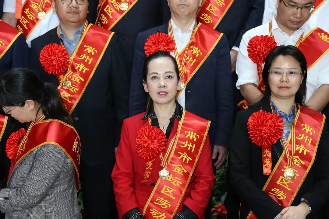 【喜訊】湯姆集團(tuán)湯姆森總經(jīng)理王芳榮獲“常州市金壇區(qū)勞動(dòng)模范”榮譽(yù)稱號(hào)！